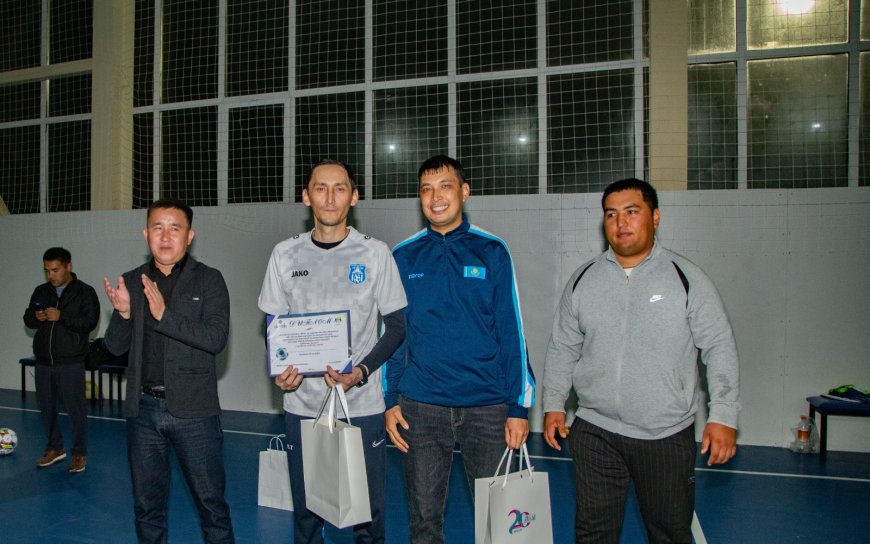 «AR-AI» газетінің 20 жылдығына орай шағын футбол турнирі өтті!